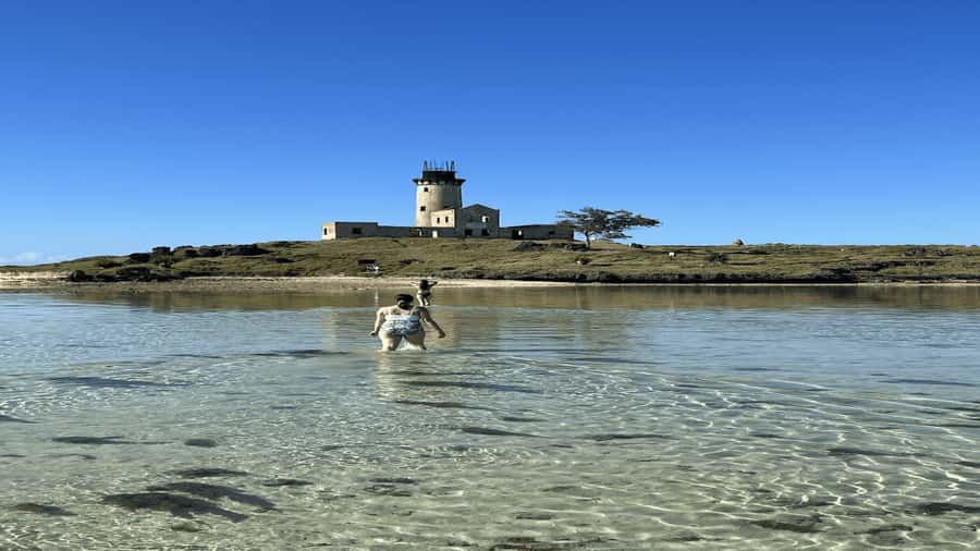 5 Islands Private Speedboat w/ Snorkeling + Lunch & Drinks - A fast, fun route for seeing Mauritius’ east coast highlights