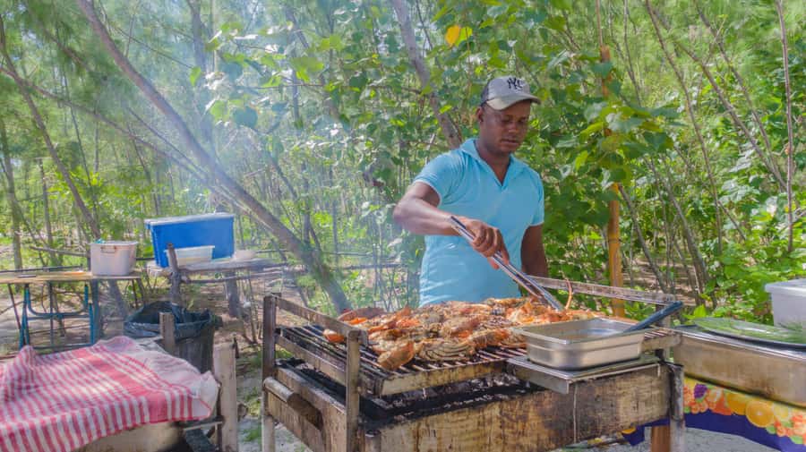 5 Islands Speedboat Cruise, Snorkeling + Lunch & Open Bar - Timing, comfort, and seasense: practical tips that help