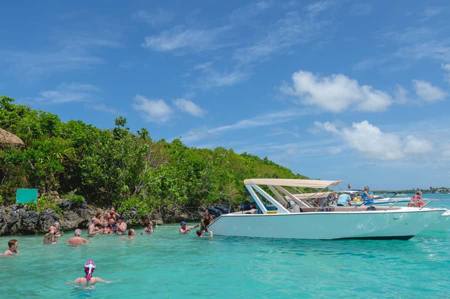 5 Islands Speedboat Cruise, Snorkeling + Lunch & Open Bar - The route in order: from Trou d’Eau Douce to Ile aux Cerfs and beyond
