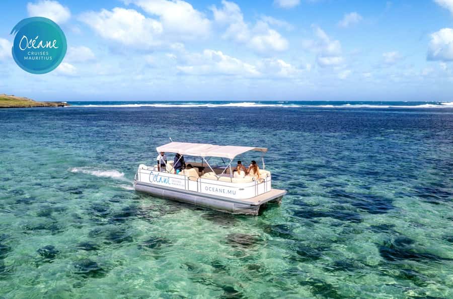 5 Islands Tour: New OCÉANE Private Pontoon Boat cruise - Starting at Pointe Maurice, then heading to the waterfall