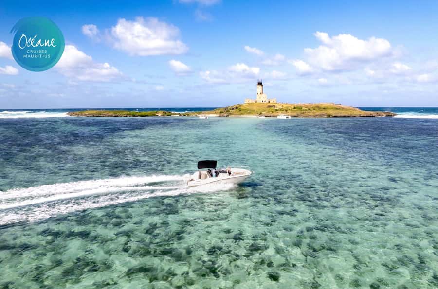 5 islands tour: New Private OCÉANE Speedboat - Pointe Maurice Jetty to Trou d’Eau Douce, with a clear 6.5-hour plan