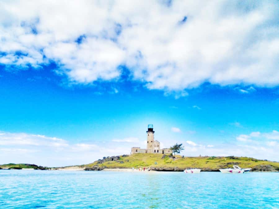 5 Islands Trip & Ile aux Cerfs inc Lunch, Drinks & Transport - Ile de la Passe and Ile au Phare, history you can actually see