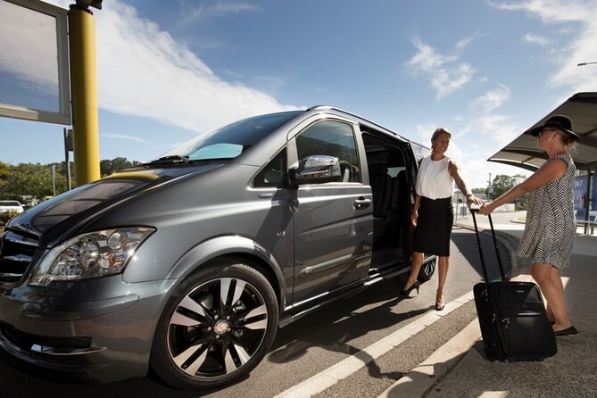 Airport & Hotel Transfers: Private with WIFI Facilities - Arriving at Mauritius: what the Arriving Hall meet-and-greet really means
