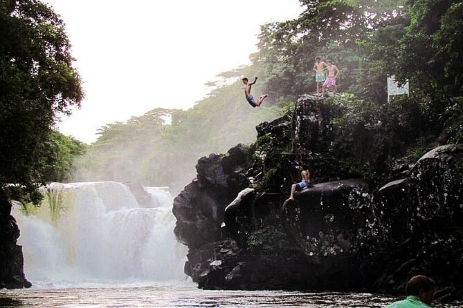 All inclusive CATAMARAN with BBQ : Ile aux cerf & GRSE waterfall - Meeting Port Louis morning: pickup, embarkation, and the vibe
