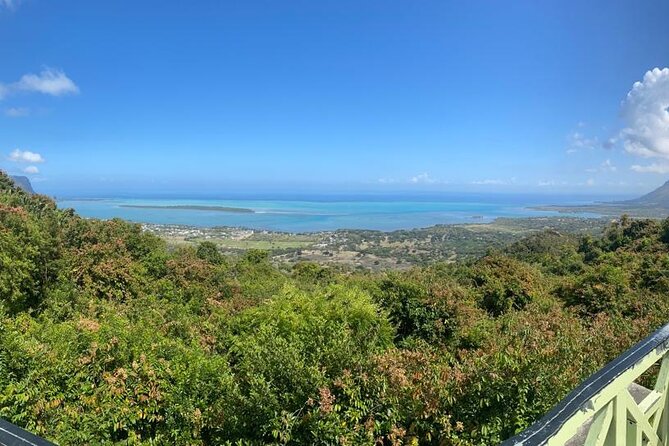 All Inclusive Full Day Tour: Chamarel Rhumrie,7-Coloured & Lunch - Gris Gris Beach After Lunch: Relax Time With Caution Built In