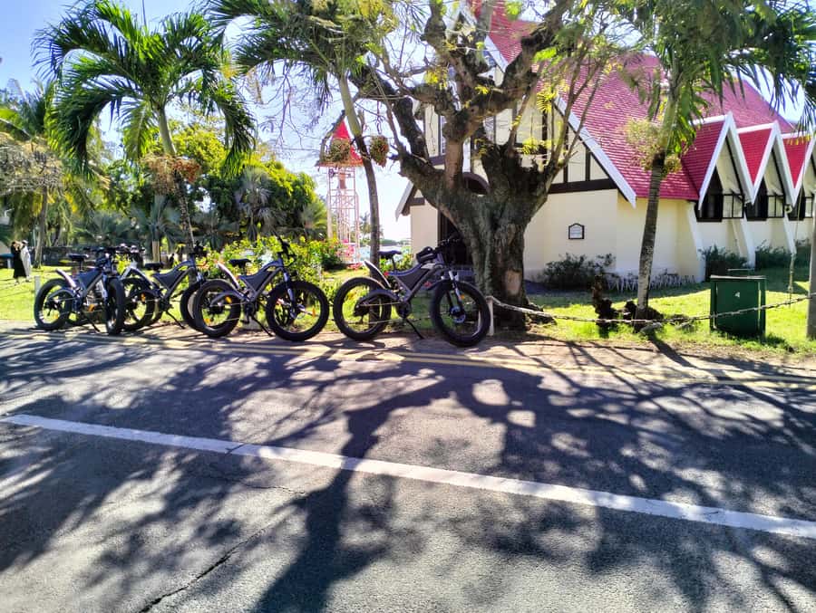 Authentic North East Coast E-bike Guided Tour - The quiet inland detours: fishermen landing and village visits
