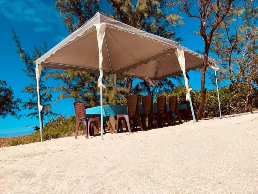 Blue bay: boat trip for ile au cerf (5 islands, barbecue) - A South-East Lagoon Day With Snorkel Time and Ile aux Cerf BBQ