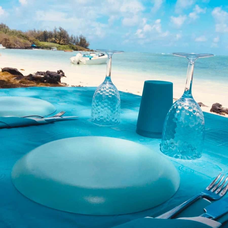 Blue bay: boat trip for ile au cerf (5 islands, barbecue) - Meeting Point and How to Spot Your Crew Fast