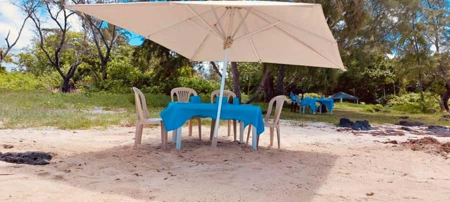 Blue bay: boat trip for ile au cerf (5 islands, barbecue) - Grand River South East: Waterfall Views With a Guide