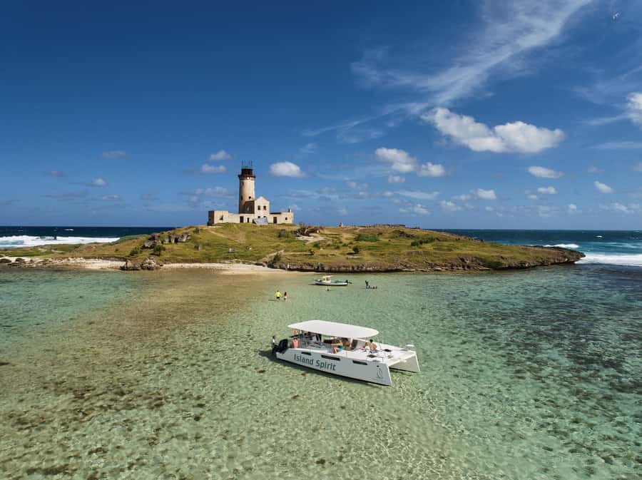 Catamaran Mauritius: South East 5 Islands Catamaran Cruises - Île aux Cerfs: the island stop that sets the tone