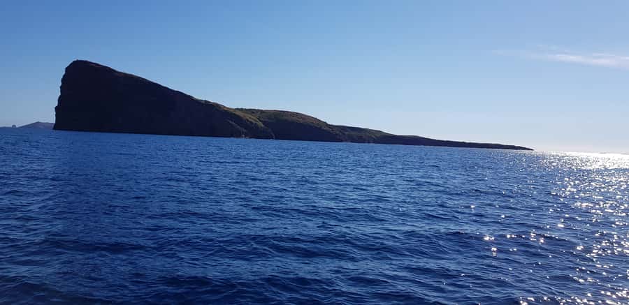Coin de Mire 2-Hour Private Snorkeling Trip - On-Board Comfort: Snacks, Soft Drinks, and What to Bring Yourself