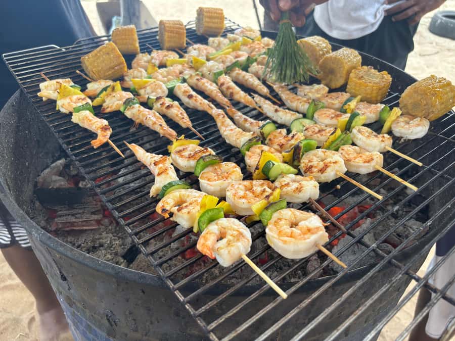 Exclusive:full-day/Dolphins watch& swimming Crystal Rock+Bbq - Meeting point, timing, and how the day actually begins