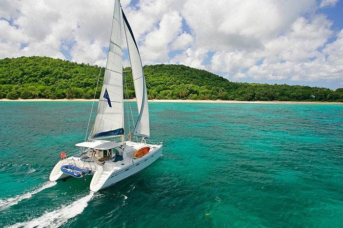 Exclusive Private Catamaran Adventure: Ile aux Cerf (Full Day Cruise incl Lunch) - From 8:30 pickup to 16:00 return: how the timing actually flows