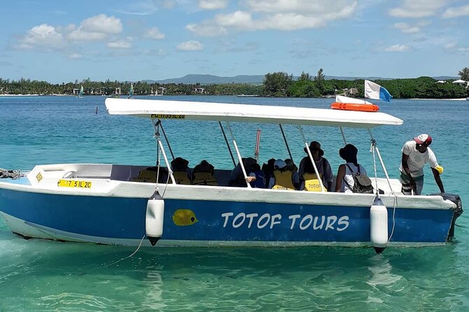 Exploring the Magnificent East of Mauritius: Full-day incl Blue Bay Marine Park - Old Grand Port and the Frederik Hendrik Museum, Dutch and French Traces