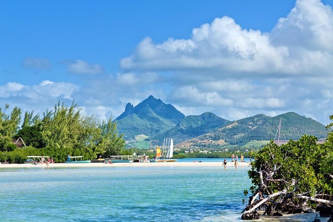Full-Day Catamaran Cruise to Île aux Cerfs with BBQ Lunch - Key Points to Know Before You Go