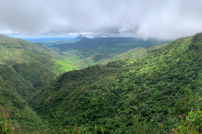 Full Day Private custom Tour with Drive-Guide in Mauritius - Cost and Value for a Small Group Up to 3