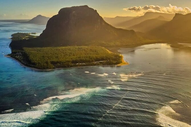 Full-Day Private Hiking le Morne Mountain & Seafood Lunch at Islet Fourneau - The Value of a Private Guide Here (Not Just a Name on a Page)