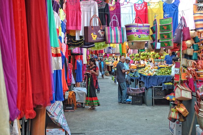 Full-day Private Mauritius Shopping Tour: including a Visit to the Capital City - Le Craft Market at Caudan: souvenirs with actual texture