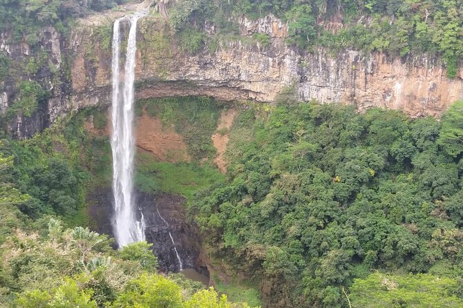 Full Day Private Tour in South of Mauritius - Stop 1 and 2: Alexandra Falls and Black River Gorges National Park