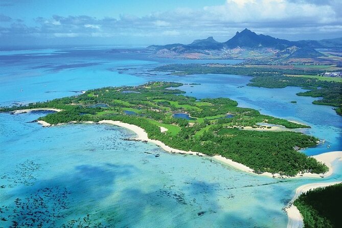 Full Day Shared Speed Boat in Ile Aux Cerfs Lunch & Transfer incl - The 3-course BBQ lunch with halal option and unlimited drinks