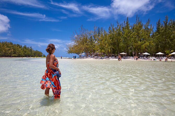 Full Day Shared Tour Catamaran to Ile Aux Cerfs - The catamaran cruise: where the day’s mood really changes