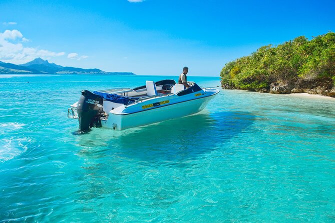 Full Day Tour 5 Island to Ile Aux Cerfs Incl. Lunch and Transfer - Ilot Flamants and a Second Snorkeling Moment in the Lagoon