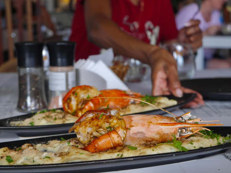 Grand Baie: Coastal Cuisine & Culture Walking Tour - Local Restaurant Tastings: Where You Get the “Full” Bites