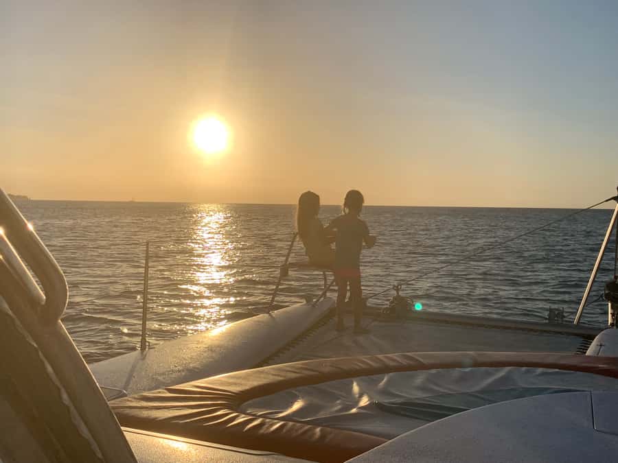 Grand Baie: Private 4-Hour Premium Sunset and Dinner Cruise - Meeting at 4:45 PM and Sailing at 5:00 PM (The Timing That Matters)