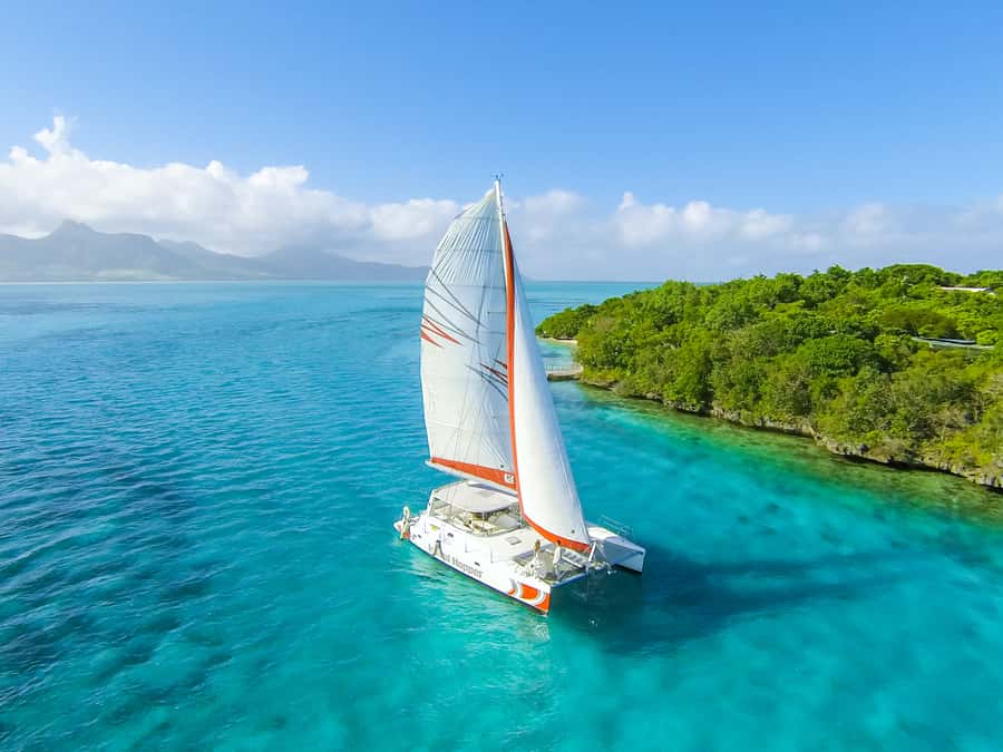 Ile aux Aigrettes: Private Sunset Cruise Tour - Setting Off From Pointe Jerome and Getting Your Bearings