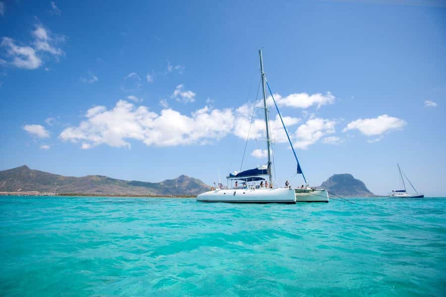 Ile Aux Cerfs Catamaran Cruise sailing from Mahebourg - Ile Aux Cerfs: Lunch, Beach Views, and the Best Part of the Day to Slow Down