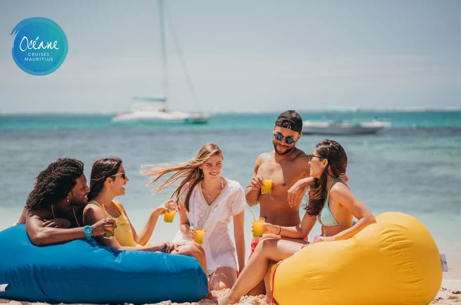 Île aux Cerfs: Private Catamaran Cruise with Gourmet Lunch - Île aux Cerfs, the main break for beach time and that BBQ lunch feeling