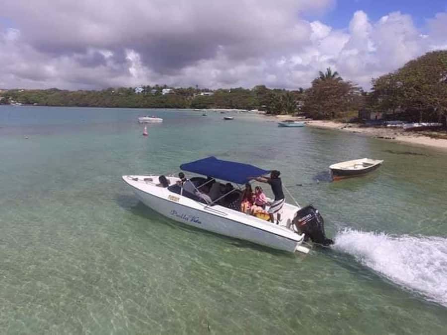 Ile aux Cerfs Speedboat Trip & Transport: Private or Shared - Ile aux Cerfs Arrival: Private or Shared Speedboat Transfer