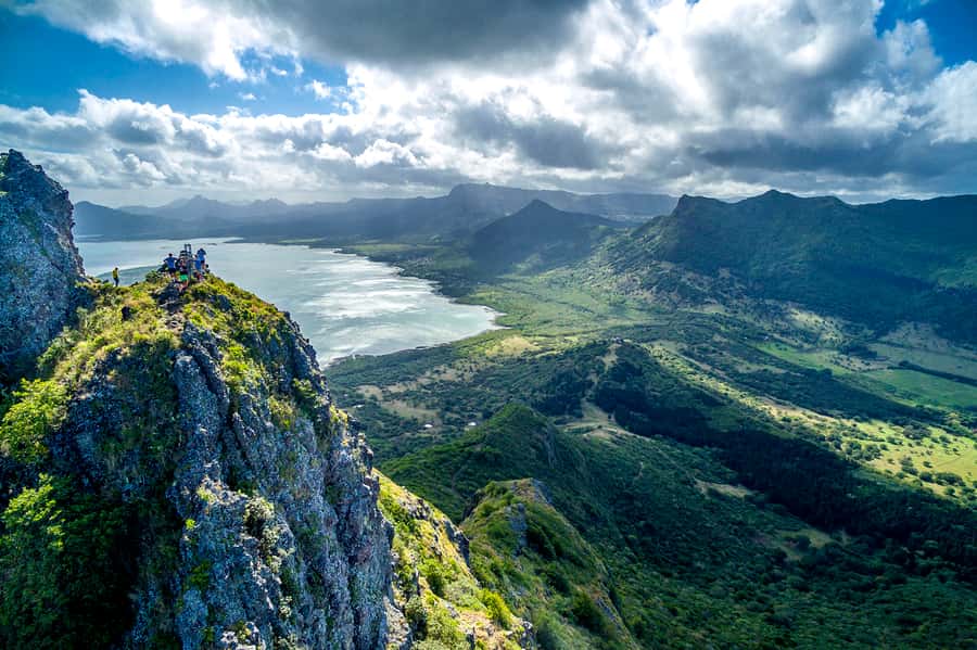 Le Morne Brabant: UNESCO Mountain Hike & Local Guides - Getting to the meeting point at Le Morne Kitesurfing Beach