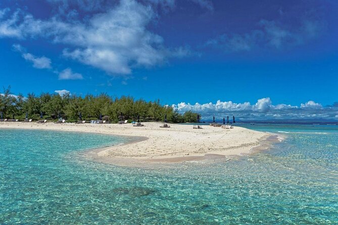 Luxury Catamaran Cruise: The Northern Islands - Key Points at a Glance