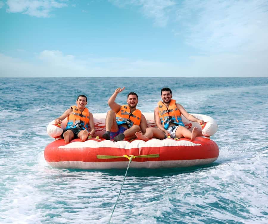 Mauritius: 3 Activities + Ile aux Cerfs Boat tour w/ BBQ - A full day that mixes lagoon thrills and island postcards