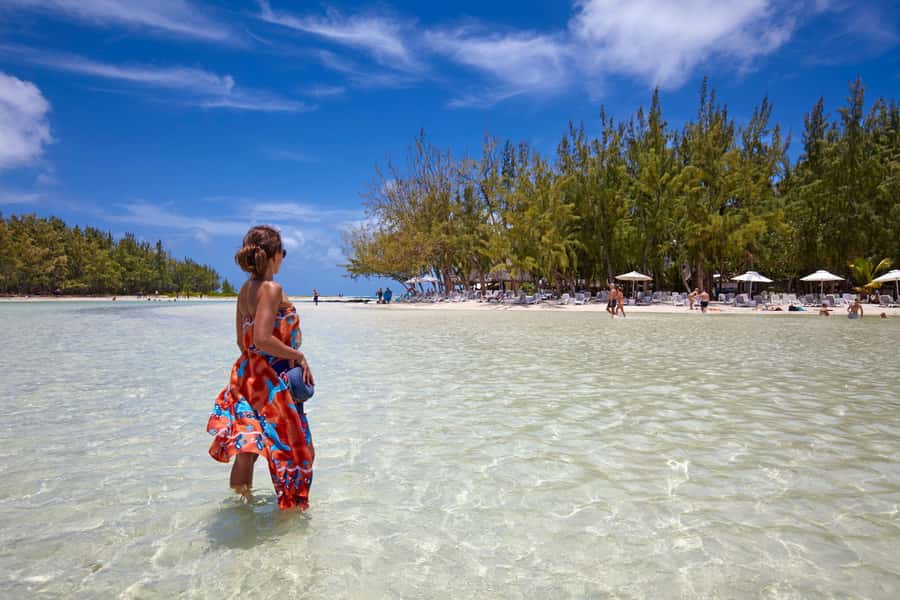 Mauritius: Catamaran Cruise to Ile Aux Cerfs with BBQ Lunch - Who Should Book This Catamaran Cruise From Trou d’eau Douce