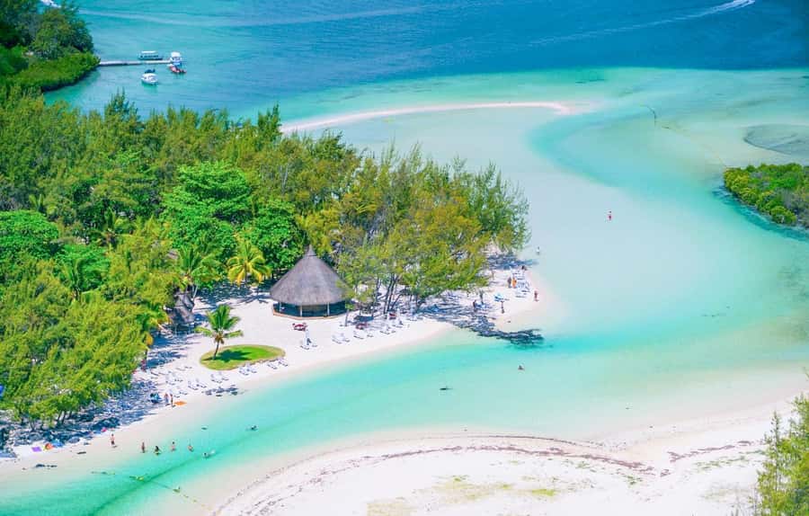 Mauritius: Catamaran Cruise to Ile aux Cerfs with BBQ Lunch - The lagoon ride, drinks, and what “all day” really means