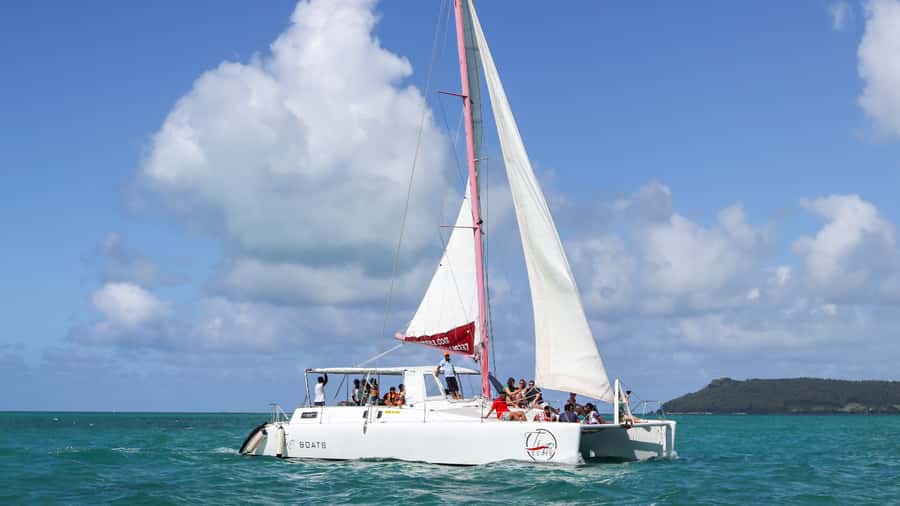 Mauritius: Catamaran Day Cruise to lle aux Cerfs with Lunch - Key Points Before You Go