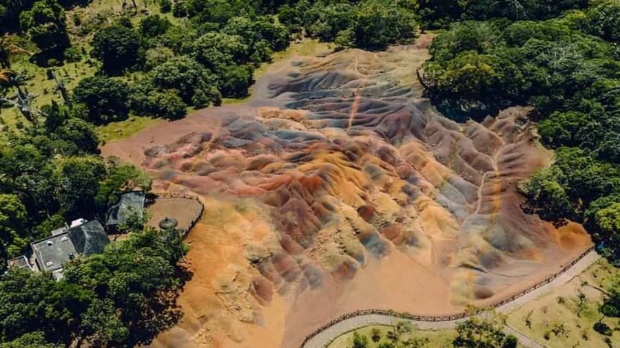 Mauritius: Chamarel 7 Colours & Waterfalls, South-West Tour - Chamarel 7 Coloured Earth: how to get the best look