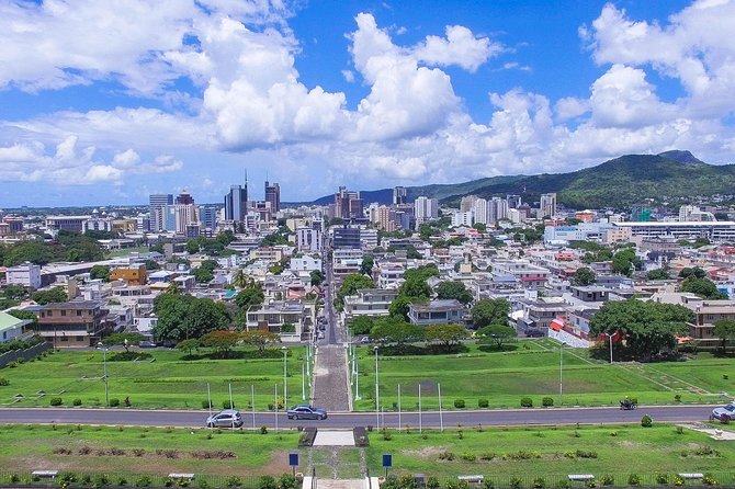 Mauritius City Tour, ALL INCLUSIVE Day Trip, Private SUV Car with Guide - Tien Tan Pagoda and Marie Reine de la Paix: The “Take a Breath” Stops