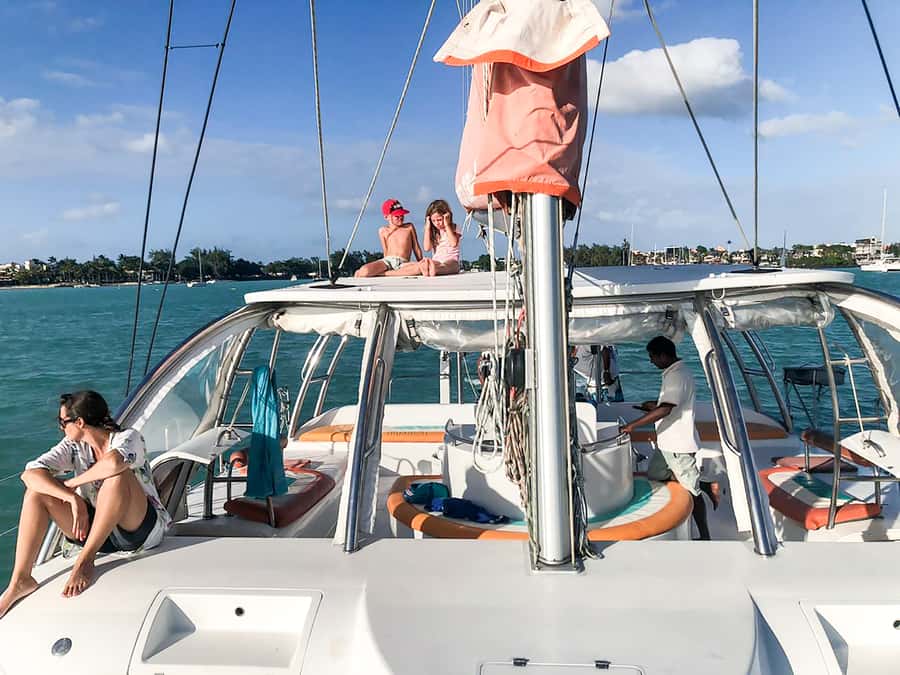 Mauritius: Full-Day Catamaran Cruise to the Northern Isles - Sailing toward the Northern Isles: expect wind, waves, and smart seat choice