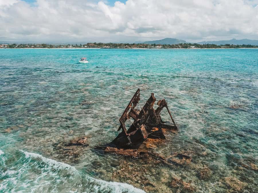 Mauritius: Full-Day Speedboat Tour to Ile aux Cerfs & BBQ - The dAlblair Shipwreck and Coral Barrier History Stop