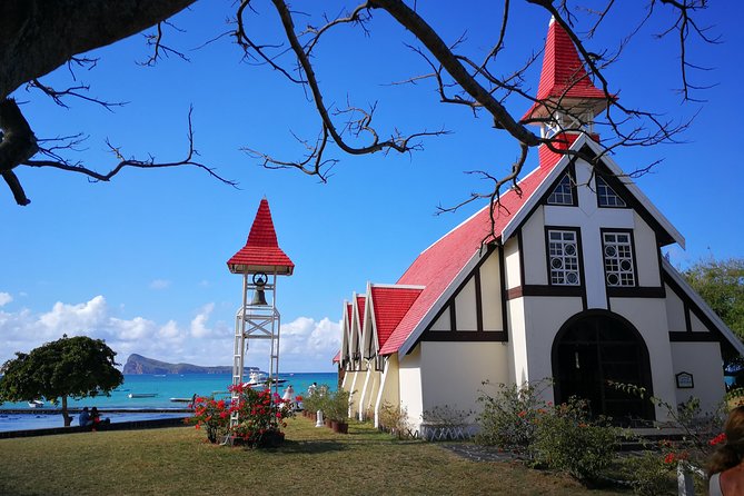 Mauritius Guided North Tour (Private) - SSR Botanic Garden: tropical plants with a timed, walkable focus