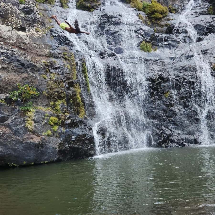 Mauritius Hiking 7 waterfalls Trip with Ganga Talao & Lunch - Coloured Earth Park: A Fast, Fun Detour That Changes the Visual Mood