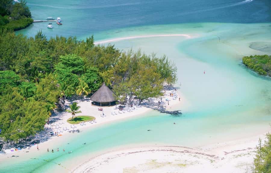 Mauritius: Ile aux Cerfs Boat Tour with BBQ Lunch and Drinks - Key Things You’ll Notice on This Ile aux Cerfs Tour