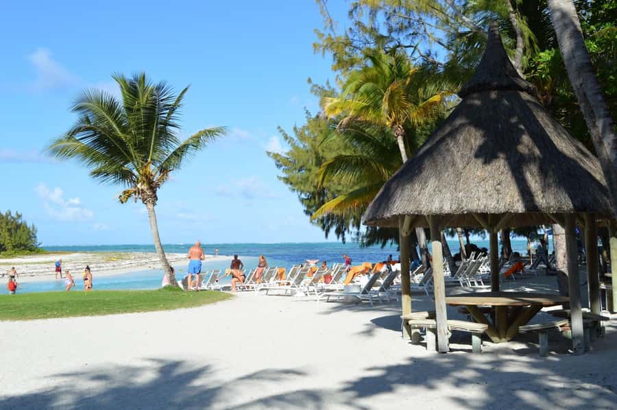 Mauritius: Ile aux Cerfs Boat Tour with BBQ Lunch and Drinks - What to Pack So You Actually Enjoy Every Stop