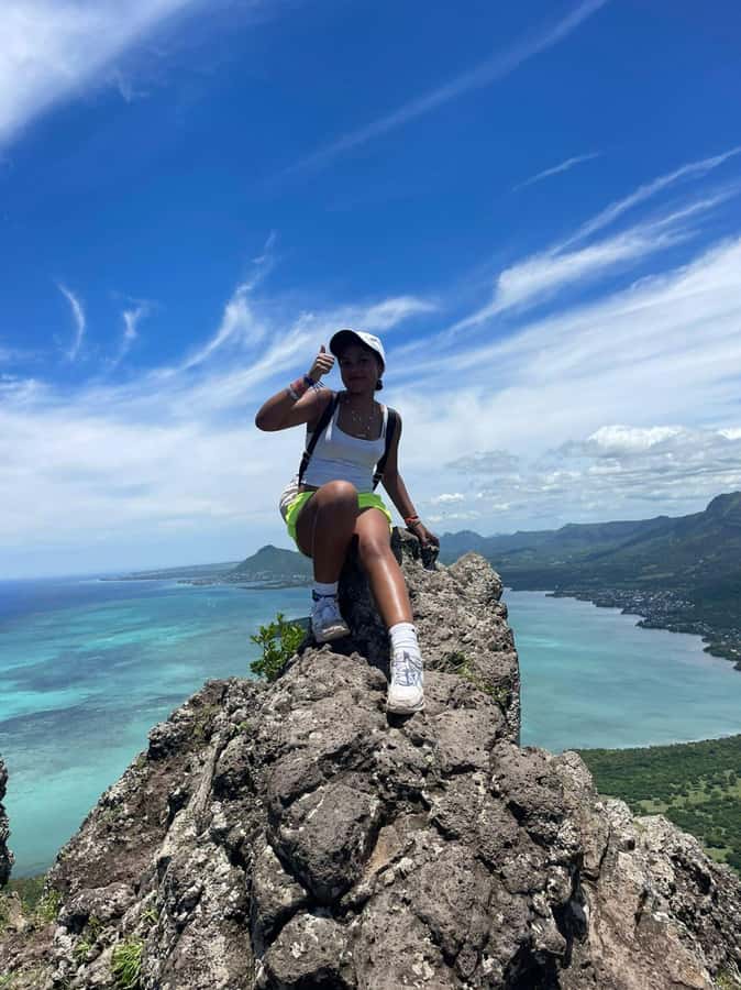 Mauritius: Le Morne Brabant Hike with Historical Immersion - The 4-hour guided climb: what you’re actually doing on the mountain