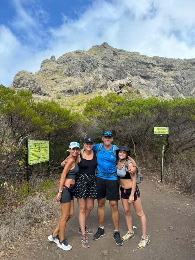 Mauritius: Le Morne Brabant Hike with Historical Immersion - Getting started at Slave Route Monument and Le Morne Public Beach