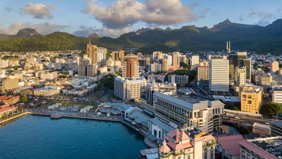 Mauritius: Port Louis / China Town Food & Culture Tour - China Town and the paifang: Sino-Mauritian fusion food in one focused stop