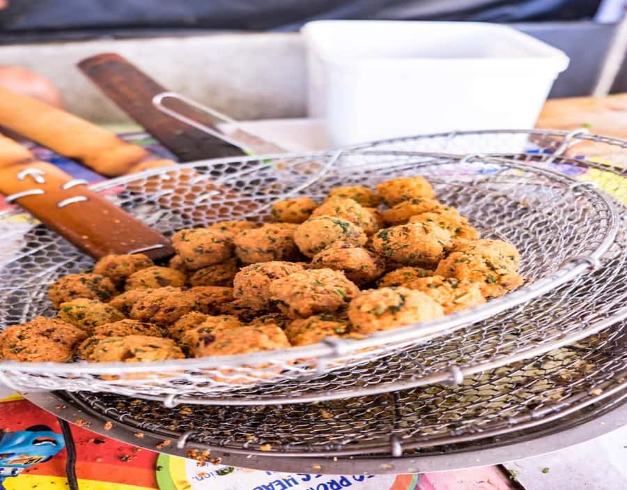 Mauritius: Port Louis Street Food Walking Tour - Central Market flavor stops, where locals actually eat and shop